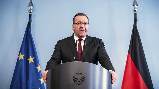 كيف نجحت روسيا في اختراق اجتماع لكبار الضباط حول أوكرانيا؟.. وزير الدفاع الألماني يجيب