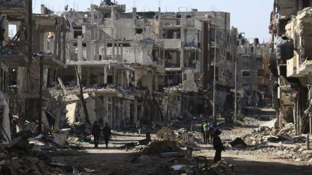 إزالة 37 مليون طن من الحطام المليء بالقنابل في غزة قد تستغرق 14 عامًا