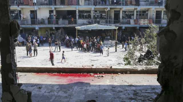 أكثر من 40 قتيلا في غارة استهدفت مدرسة للأونروا في قطاع غزة