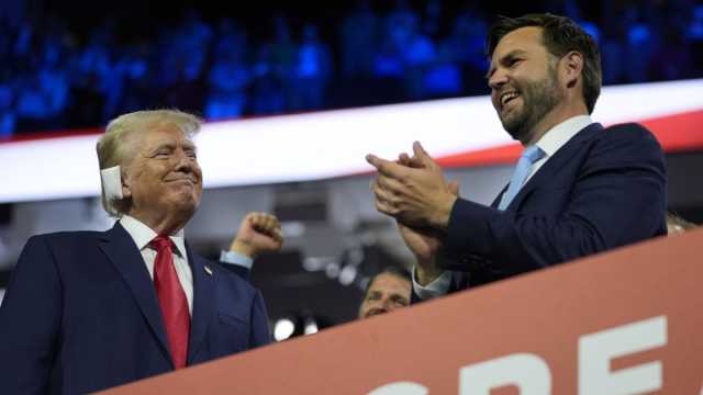 لماذا تقلق أوروبا من اختيار ترامب لـ 'جي دي فانس' نائباً؟