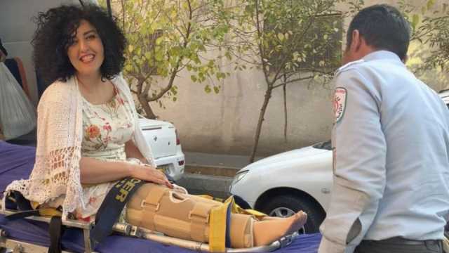 إيران: 'الحرية حقنا.. عاشت الحرية' إفراج مؤقت عن الناشطة نرجس محمدي الحائزة على جائزة نوبل للسلام