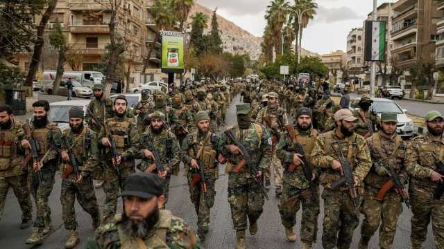 سوريا: إدارة العمليات تضم لقواتها 'جهاديين أجانب' وتمنحهم رتبا عسكرية رفيعة