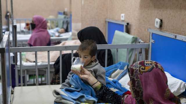منظمة الصحة العالمية تحذر: 80% من مراكز الرعاية الصحية في أفغانستان مهددة بالإغلاق