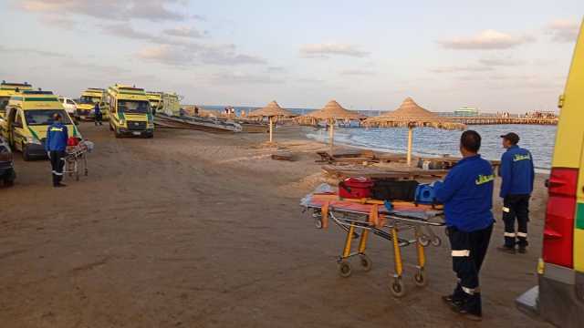 مصر: ستة قتلى على الأقل بعد غرق غواصة سياحية في البحر الأحمر