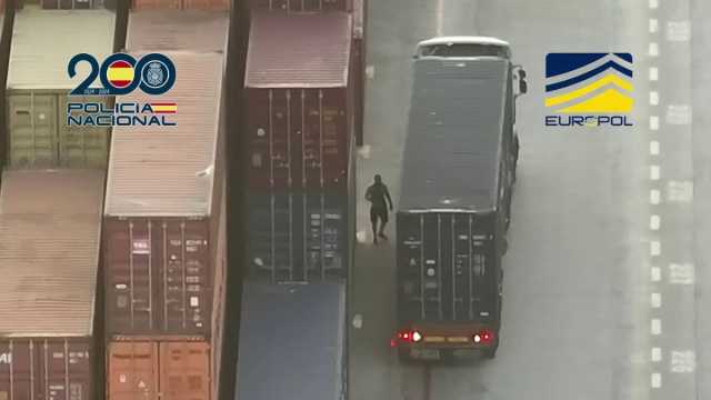 إسبانيا: الشرطة الوطنية تكشف شبكة دولية لتهريب الكوكايين وتضبط 1000 كيلوغرام في ميناء فالنسيا