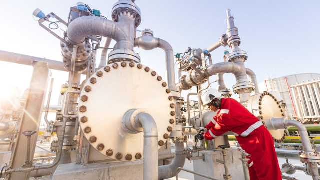 شركة 'شل' تخفض توقعات إنتاجها من الغاز بسبب تعقيدات الصيانة وتقلبات المناخ