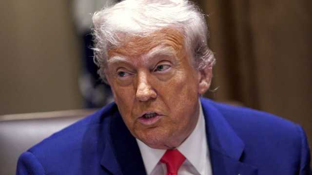 لماذا تراجع ترامب عن الرسوم الجمركية لمدة 90 يومًا؟
