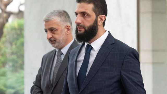 الرئيس السوري أحمد الشرع يصل إلى الإمارات في أول زيارة رسمية