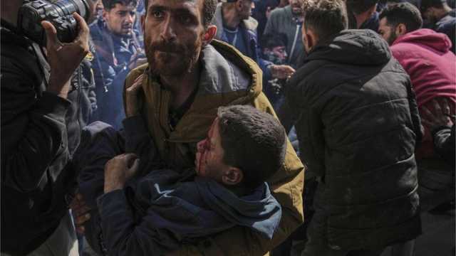 غارة إسرائيلية تودي بحياة 6 أشقاء وصديقهم في غزة