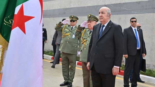 الجزائر تمهل 12 موظفا في سفارة فرنسا 48 ساعة لمغادرة أراضيها وباريس تتوعد بالرد