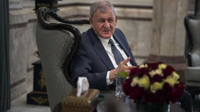 الرئيس العراقي يشارك في قداس عيد الفصح بكنيسة سيدة النجاة في بغداد