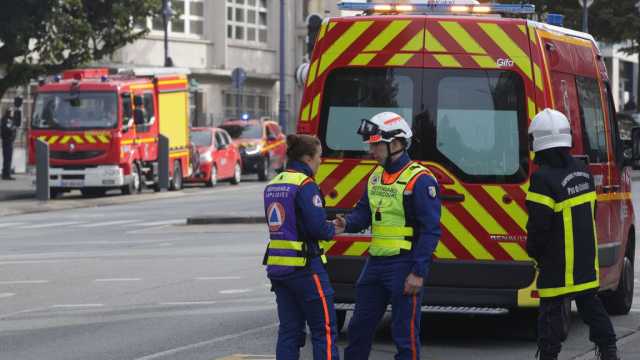 تلميذ ذو أفكار سوداوية ومتطرفة... ماذا نعرف عن منفذ حادثة الطعن في نانت الفرنسية؟