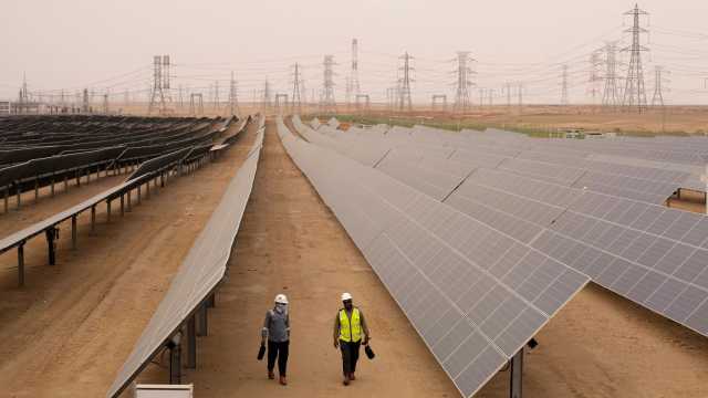 مشروع بين مصر واليونان ومصر لبناء كابل بحري لنقل الطاقة بطول 1,000 كيلومتر