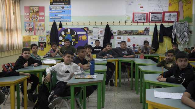 إسرائيل تغلق أبواب 6 مدارس تابعة للأونروا بالقدس الشرقية وتجبر التلاميذ على المغادرة