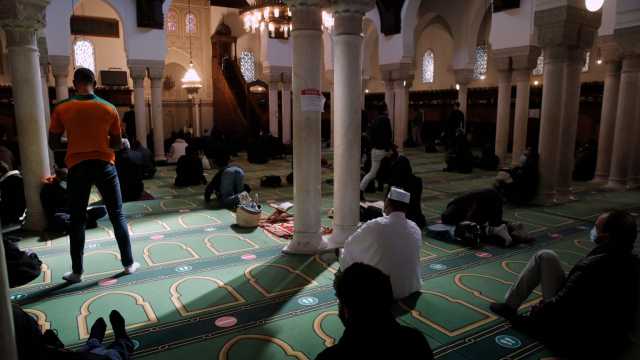 السلطات الإيطالية تسلم فرنسا المشتبه به في قتل شاب مسلم داخل مسجد جنوبي البلاد
