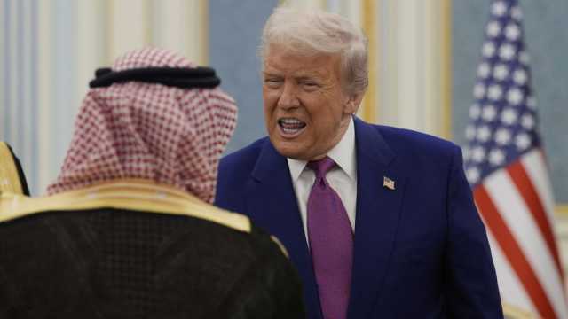 ماسك، هيغسيث وروبيو في المقدمة.. من يرافق ترامب في زيارته 'التاريخية' إلى الشرق الأوسط