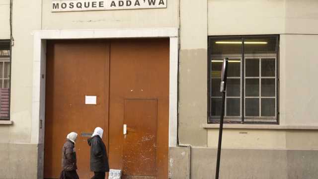 فرنسا... تقرير حكومي يثير جدلاً حول 'الخطر الإخواني' ومخاوف من وصم المسلمين