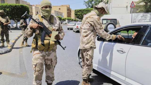 وسط دعوات لحل الميليشيات.. مئات الليبيين يتظاهرون دعماً لحكومة الوحدة الوطنية