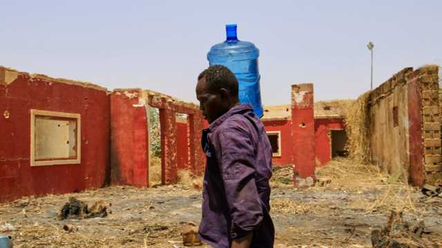 رئيس وزراء السودان الجديد يرفع السقف: لا أمن بلا إنهاء التمرّد