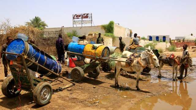 السودان: هجوم على قافلة أممية في دارفور وسط تحذيرات من 'أسوأ كارثة إنسانية في العالم'