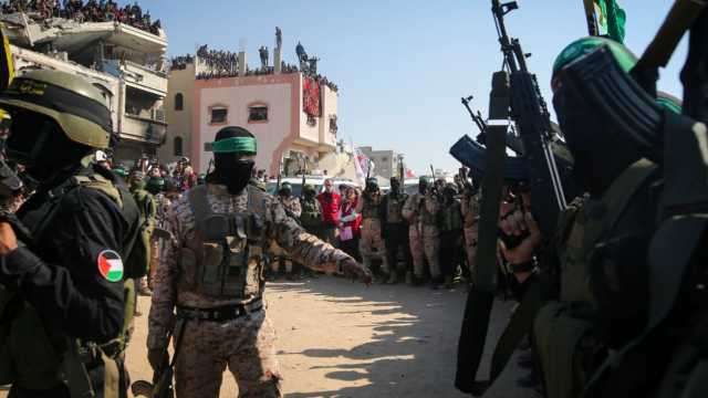 رهائن الحقول في إسرائيل: لماذا كان التايلانديون في صدارة أسرى حماس في طوفان الأقصى؟