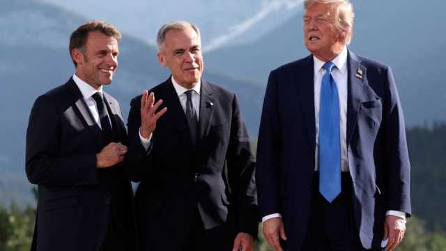 ترامب مهاجمًا ماكرون: ذلك الباحث عن الشهرة غالبًا ما يفهم الأمور بشكل خاطئ