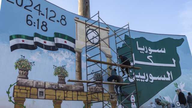 من العزلة إلى الإعمار... هل ستفتح واشنطن أبواب سوريا للعالم؟