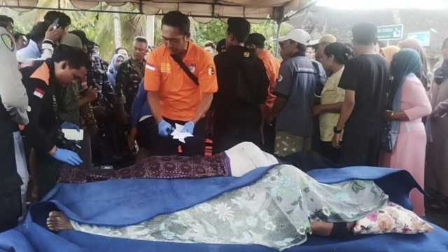 كارثة بحرية جديدة في إندونيسيا: قتلى وعشرات المفقودين في غرق عبّارة قرب جزيرة بالي