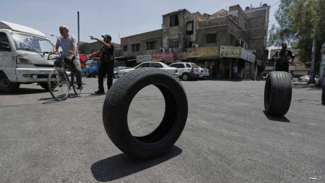 300 عائلة مهددة بالتهجير.. حي السومرية في دمشق تحت حصار الفصائل بلا توضيح حكومي