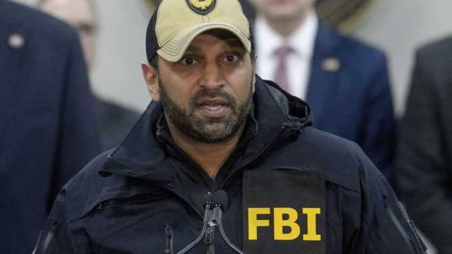 تقرير: عشرات موظفي الـFBI أمام جهاز كشف الكذب.. والسبب؟