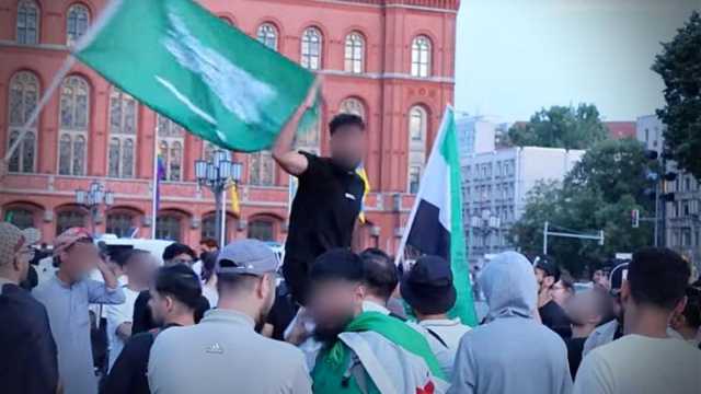 غضبُ رجال دين مسلمين بعد تحذيرات إمام مسجد في برلين من خطر أسلمة أوروبا