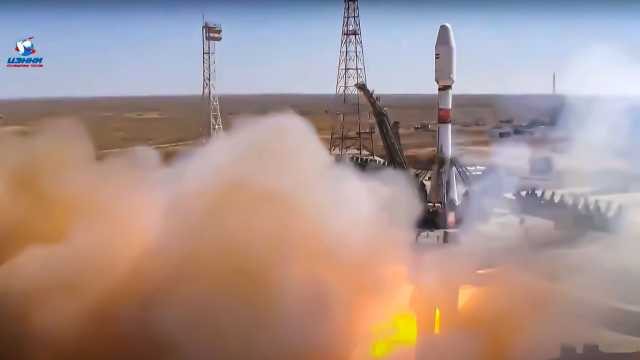 باستخدام صاروخ روسي.. إيران تطلق قمر ناهيد 2 المخصص للاتصالات إلى الفضاء