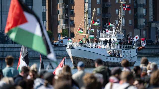 حنظلة.. أيقونة ناجي العلي التي تحوّلت إلى رمز للفلسطينيين واسماً لسفينة أبحرت نحو غزة