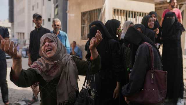 ماتوا جوعًا قبل أن تمتد أيديهم للطعام.. جنازات في غزة لضحايا المساعدات
