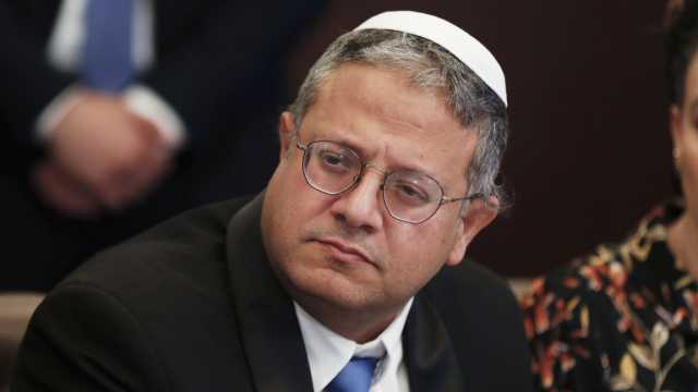 ردًّا على تحرّك محمود عباس.. بن غفير يدعو لتفكيك السلطة الفلسطينية