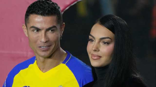 نعم، لقد قبلت! جورجينا رودريغيز توافق على الزواج من كريستيانو رونالدو