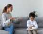 موضوعات لا يجب التحدث عنها أمام طفلك