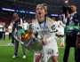 لوكا مودريتش باقٍ في ريال مدريد عاما آخر