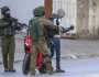 جيش الاحتلال يعتقل 15 فلسطينيا بالضفة الغربية