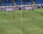 شاهد.. لاعب يرفض تسجيل هدف في الدوري المصري لسبب غريب