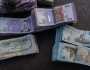 تراجع سعر صرف الليرة السورية أمام الدولار اليوم الأحد