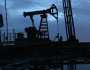 أسعار النفط ترتفع بفعل تراجع المخزونات الأميركية