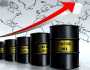 خبير نفطي يحدد 3 أسباب لارتفاع أسعار النفط مجددا