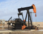 أسعار النفط تتراجع إثر ارتفاع مخزونات الخام الأمريكية