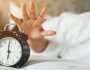 تحذير من هذا الأمر عند ضبط المنبه.. قد يصيبك بأمراض القلب