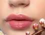 فوائد وطريقة اختيار زيت الشفاه.. لمعان ووقاية من الأشعة فوق البنفسجية