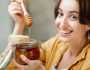 تفسير حلم تناول العسل الأبيض في المنام.. دلالة على خير أم شر؟