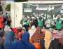مؤسسة «الكاتب» توزع وجبات غذائية على الأسر الأولى بالرعاية في البحيرة