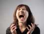 تفسير حلم الصراخ في المنام.. دلالة على فراق شخص أم مشاكل؟