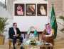 بحثا العلاقات الثنائية وسبل تعزيزها بمختلف المجالات.. وزير الخارجية يستقبل نظيره الإيراني